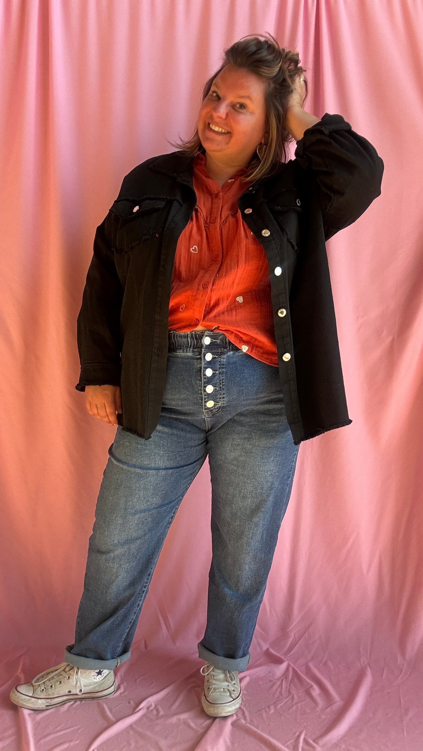 Affirme ton style avec cette veste en jean grande taille mi-longue noir légèrement oversize