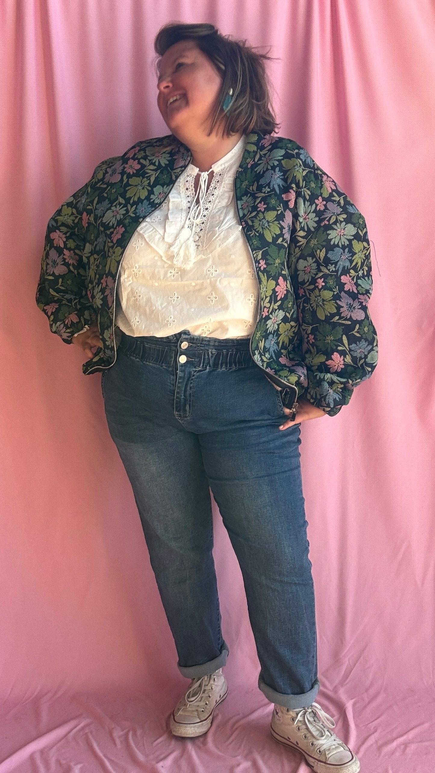 Craque pour cette veste bomber grande taille au tissu épais vert pomme et aux motifs fleuris ultra mignons