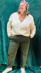 Blouse Mily - grande taille manche longue unie col V zigzag