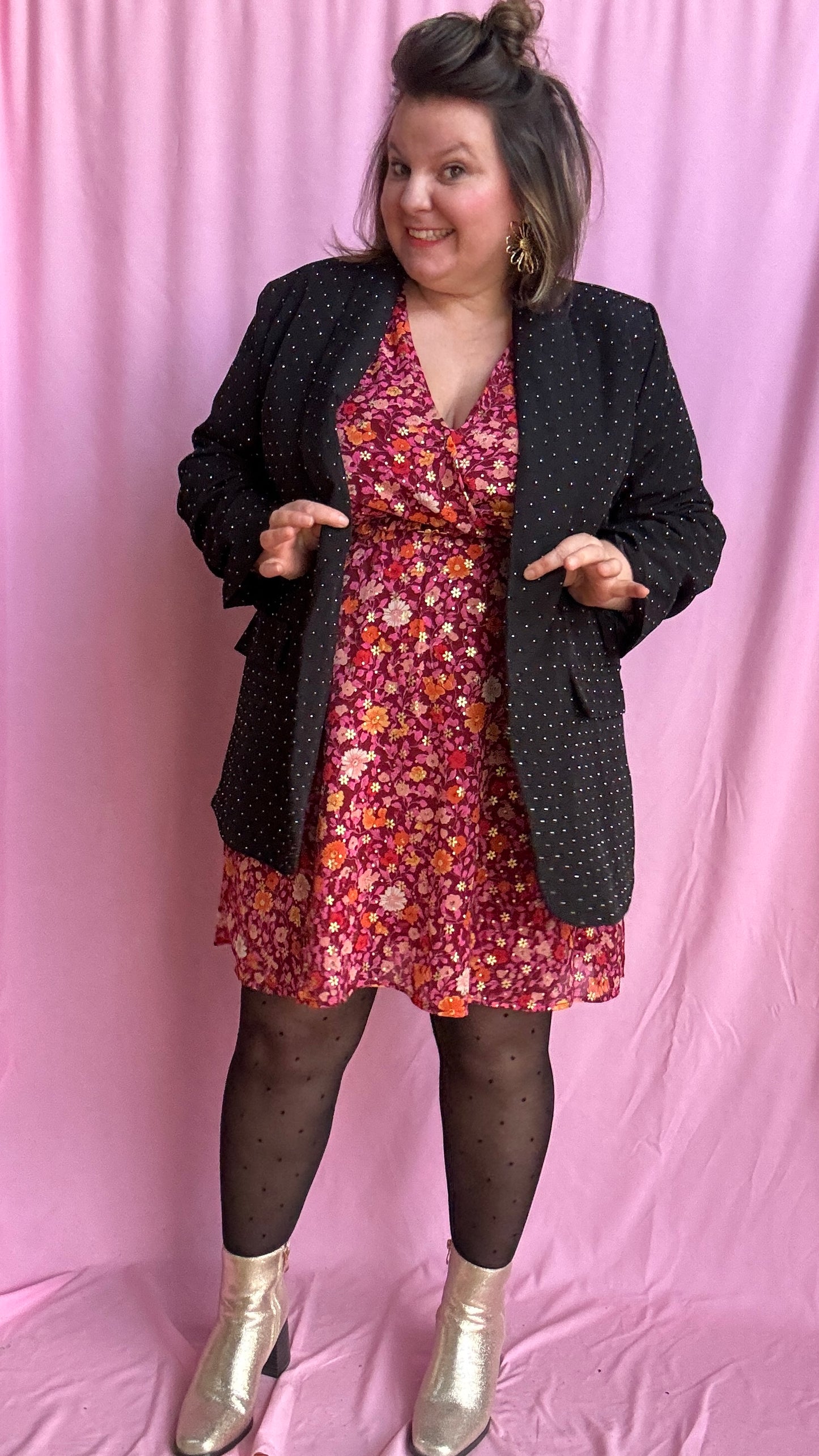 Le blazer grande taille noir détail strass argenté parfait pour transformer n’importe quelle tenue en look wow