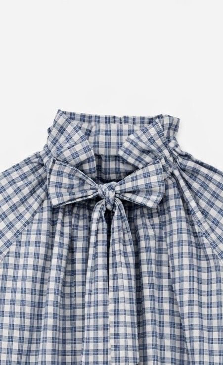 Blouse chemise grande taille vichy blanc et bleu, col lavallière