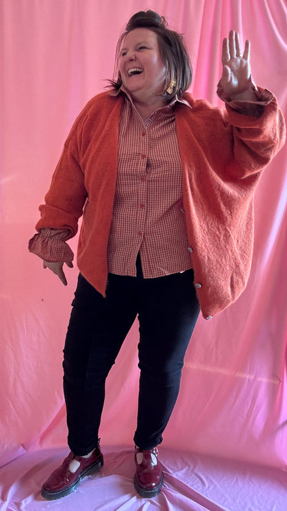 Chemise blouse grande taille carreaux camel, rouille et blanc, manches ballons.