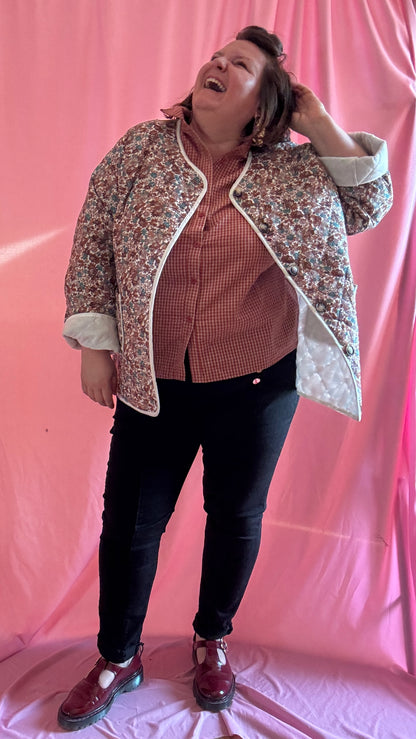 Chemise blouse grande taille carreaux camel, rouille et blanc, manches ballons.