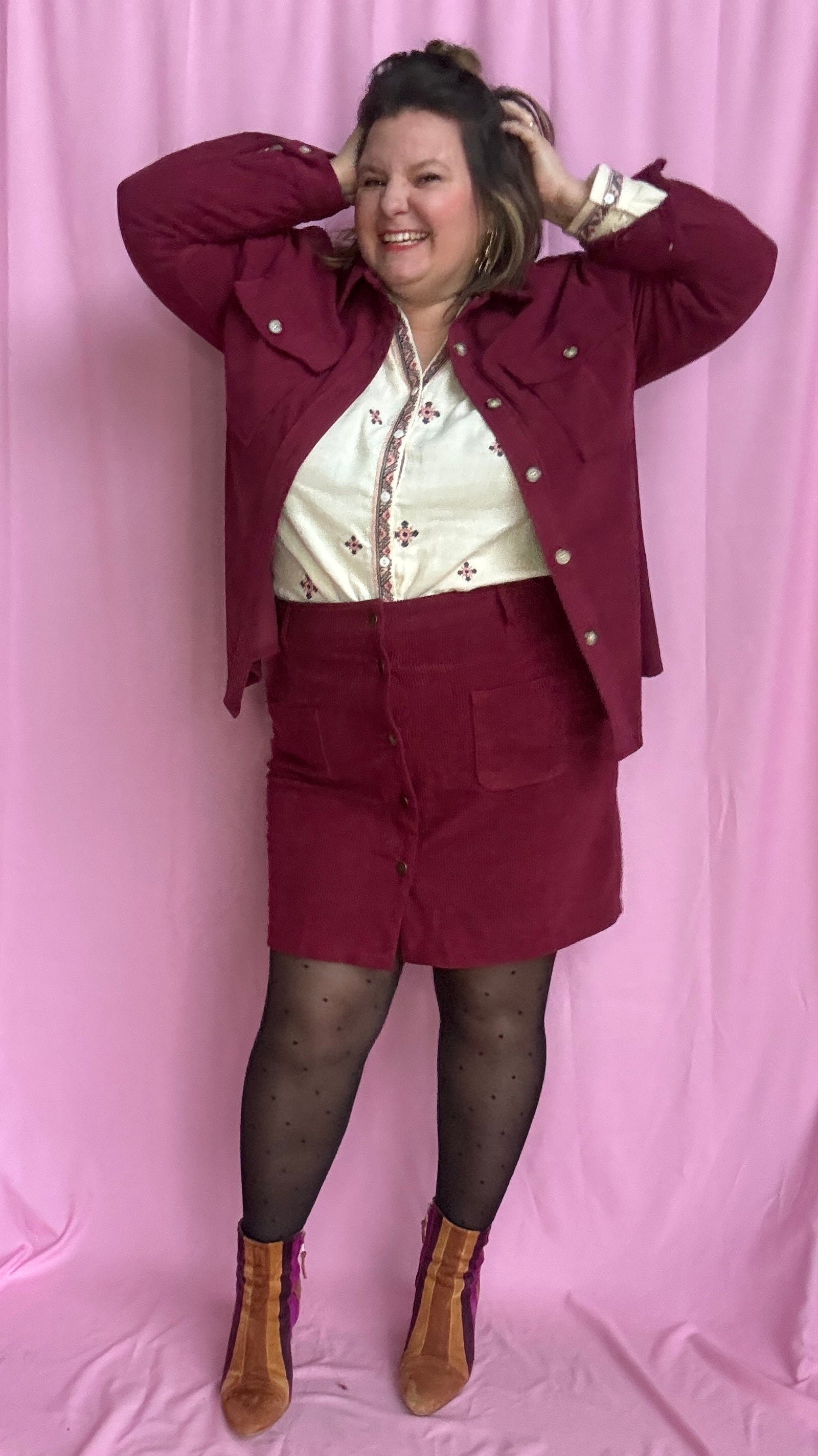 veste-chemise grande taille en velours côtelé bordeaux