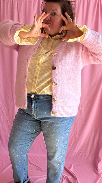 Gilet pull grande taille rose pastel, boutons cœurs dorés devant et manches