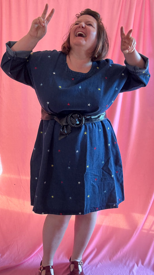 Robe en jean grande taille droite avec étoiles colorées